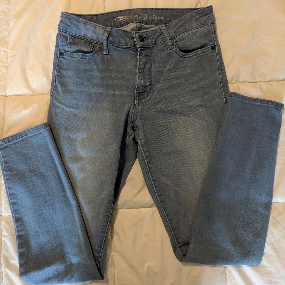 Old Navy light wash jeans